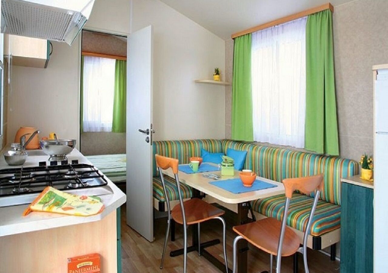 Club del Sole Stork Family Collection