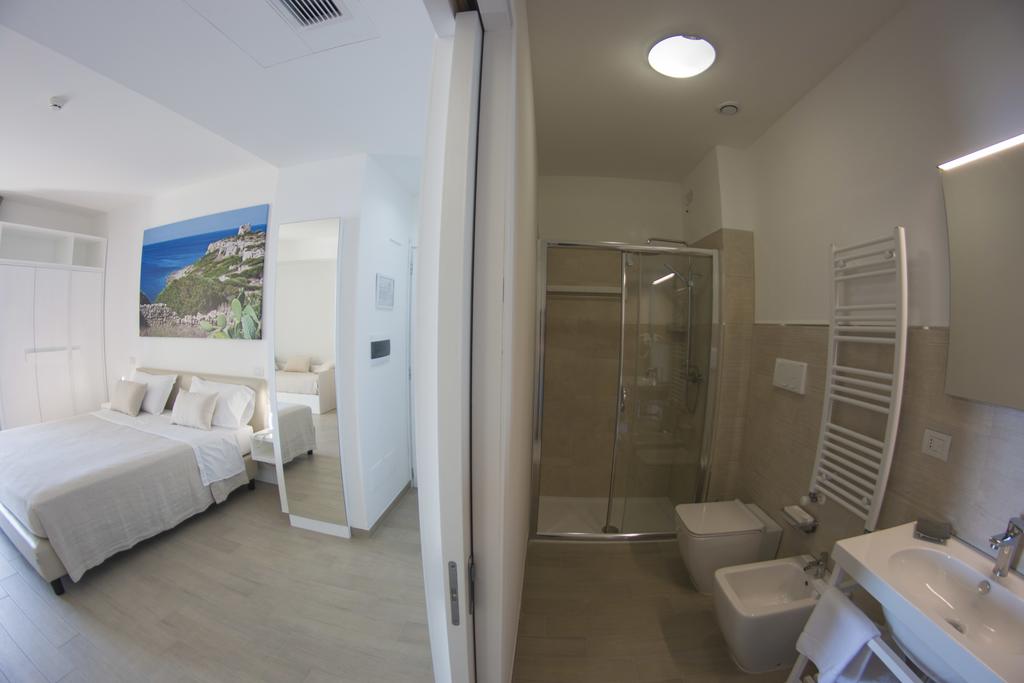 Est Hotel