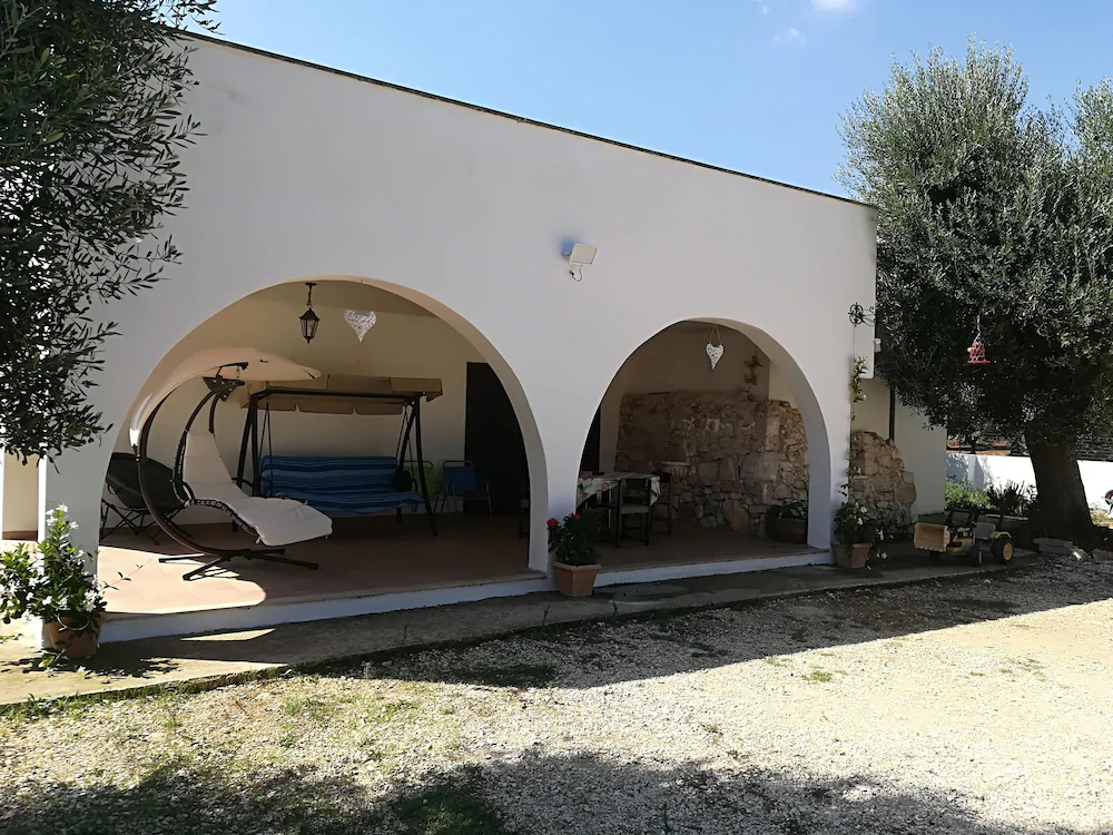 Trullo Alessandro E Villa Raffaela