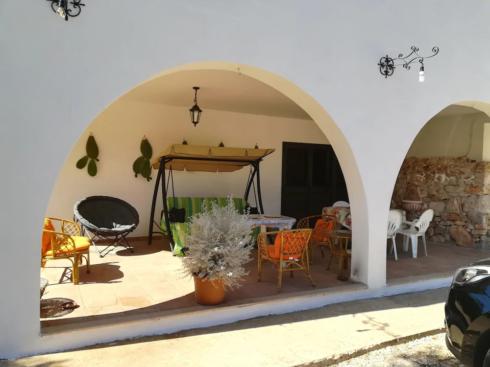 Trullo Alessandro E Villa Raffaela