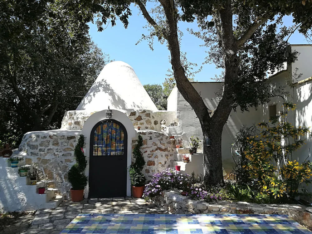Trullo Alessandro E Villa Raffaela