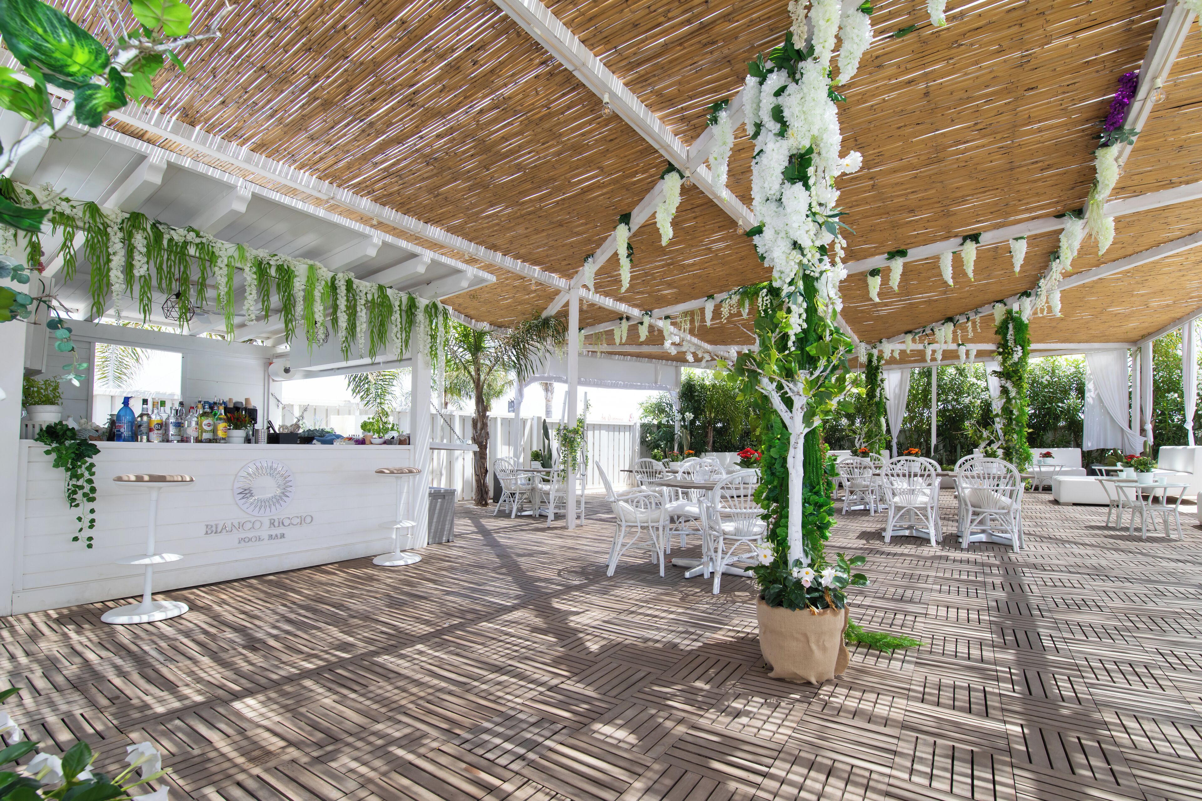 Bianco Riccio Suite Hotel