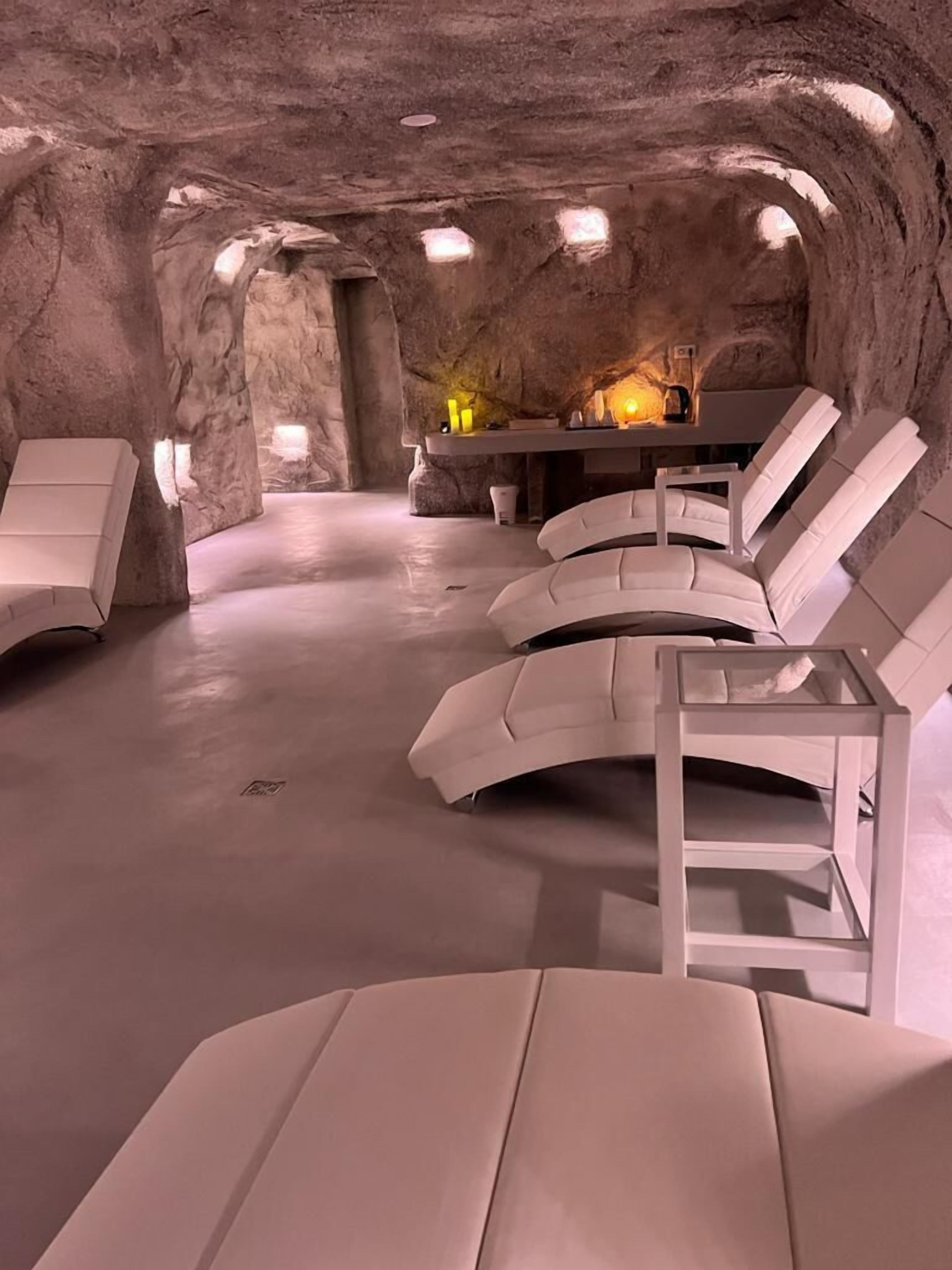 Bianco Riccio Suite Hotel