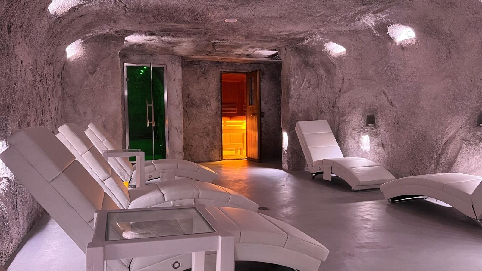 Bianco Riccio Suite Hotel