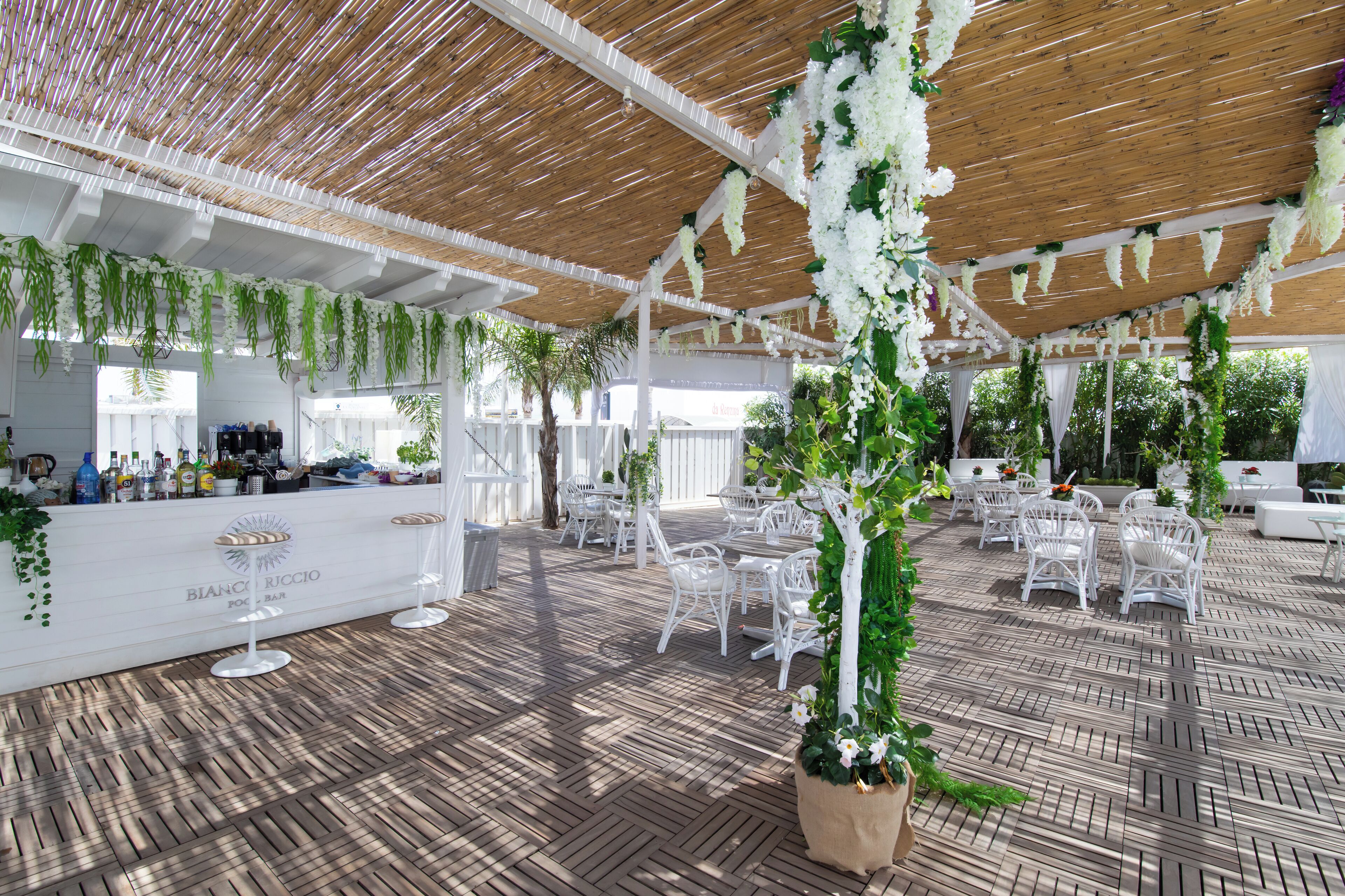 Bianco Riccio Suite Hotel