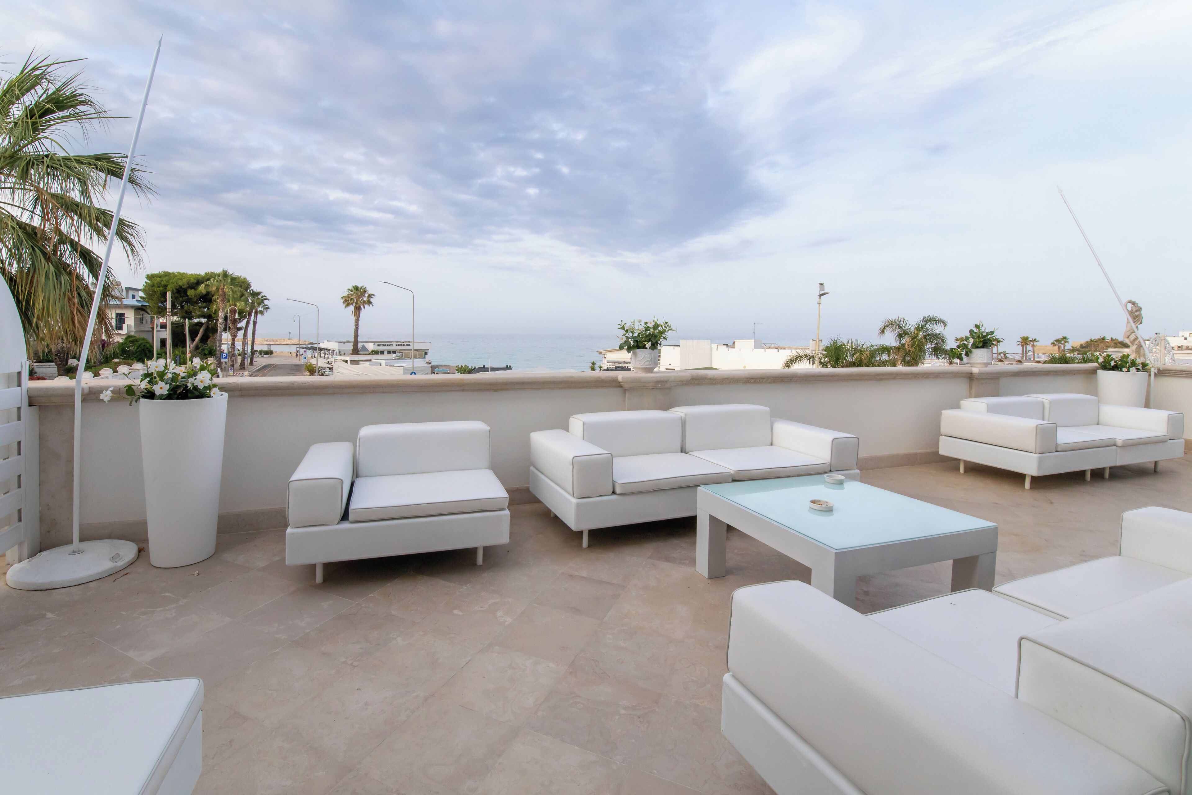 Bianco Riccio Suite Hotel