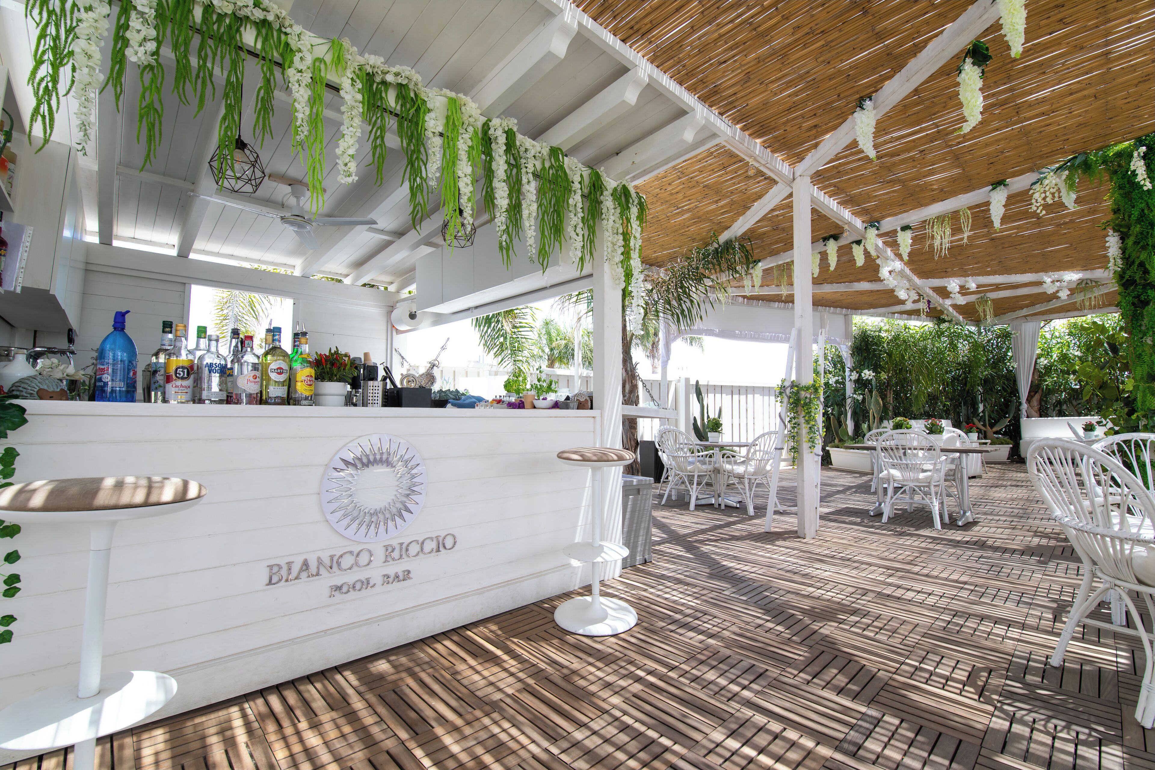 Bianco Riccio Suite Hotel