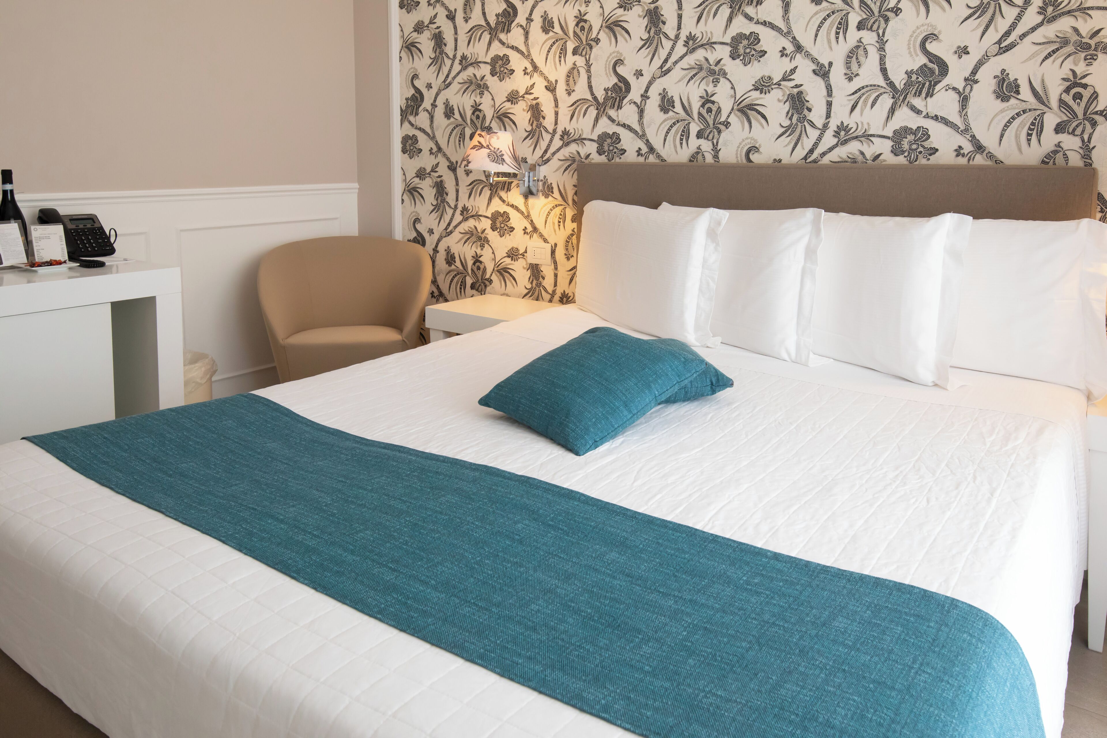 Bianco Riccio Suite Hotel