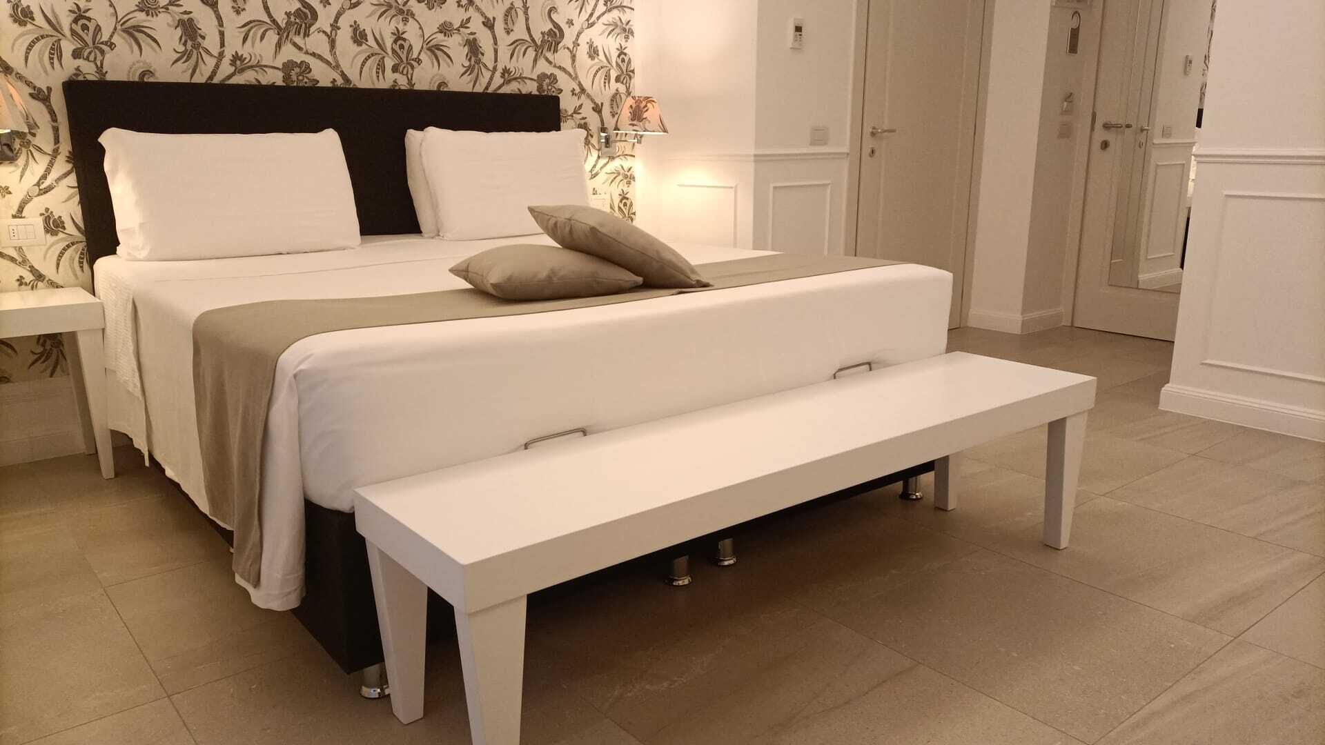 Bianco Riccio Suite Hotel