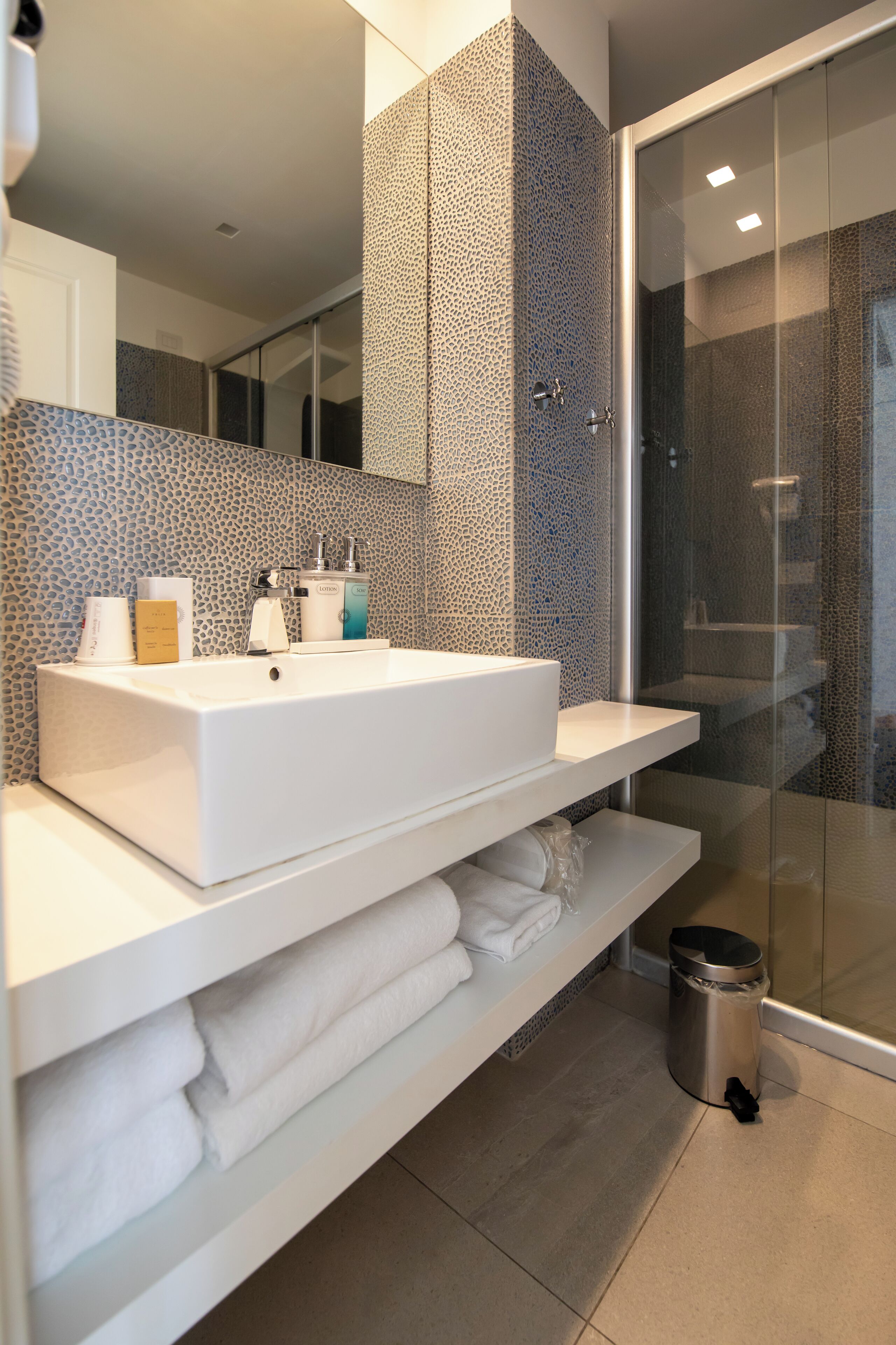 Bianco Riccio Suite Hotel