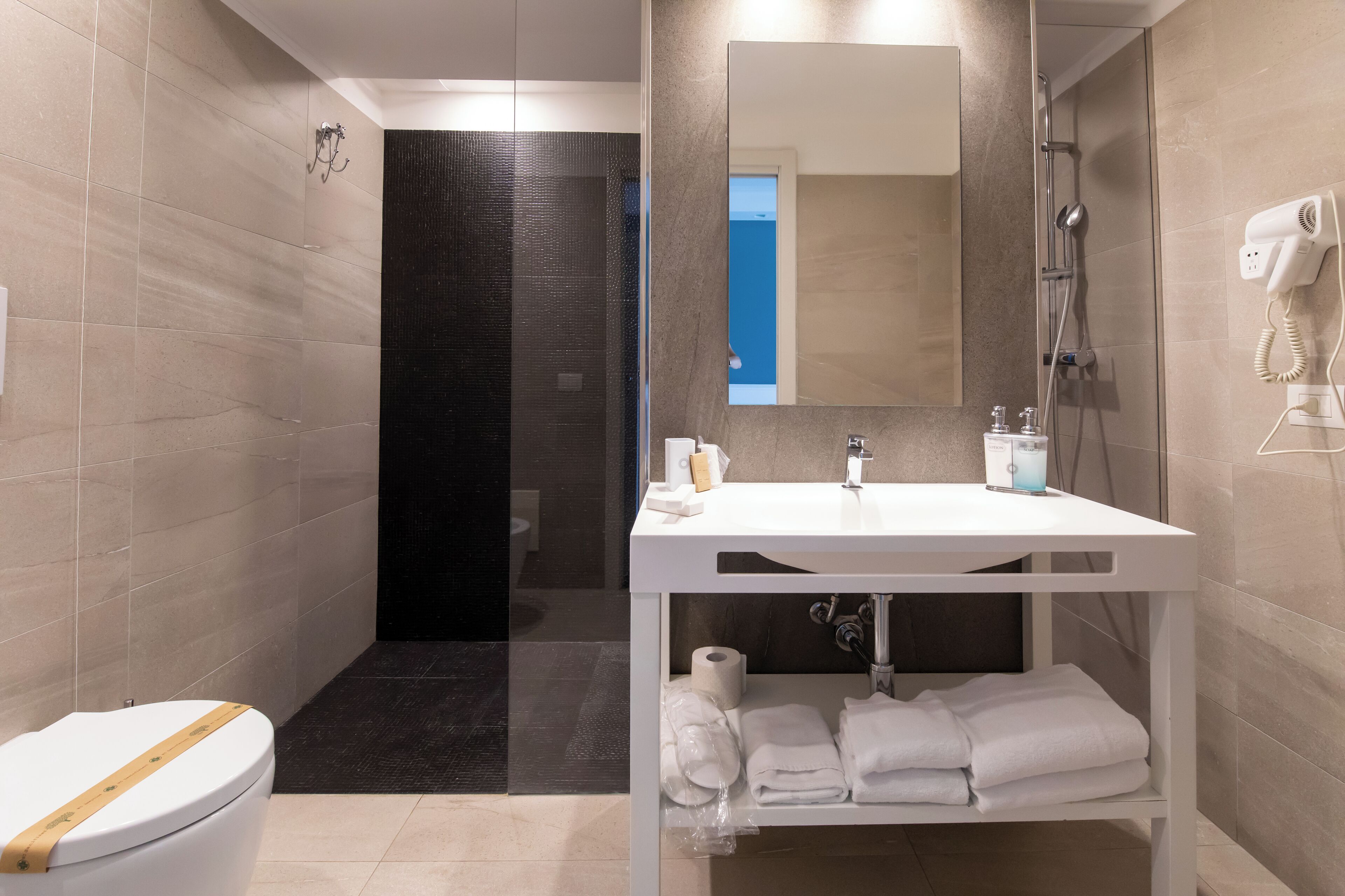 Bianco Riccio Suite Hotel