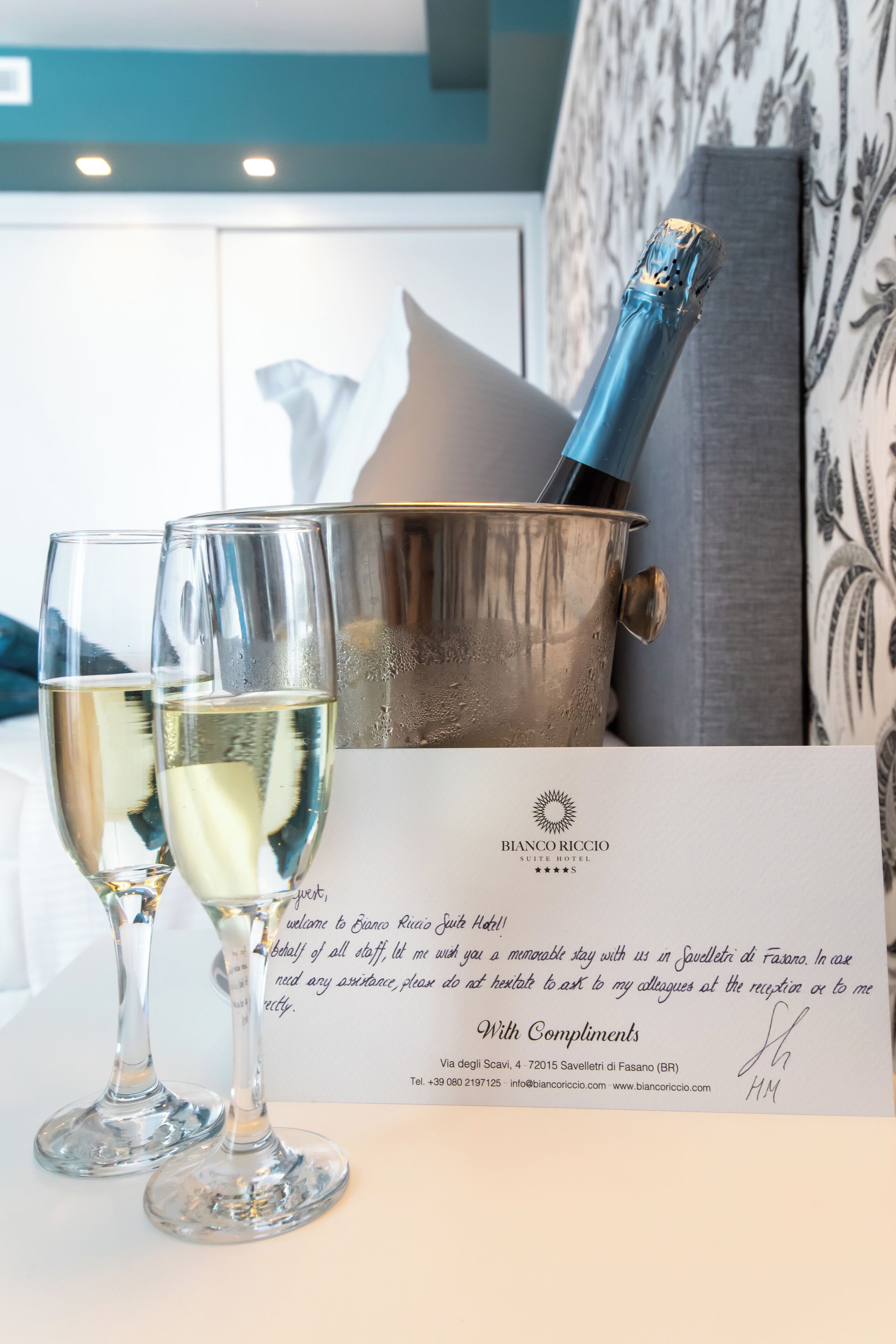 Bianco Riccio Suite Hotel