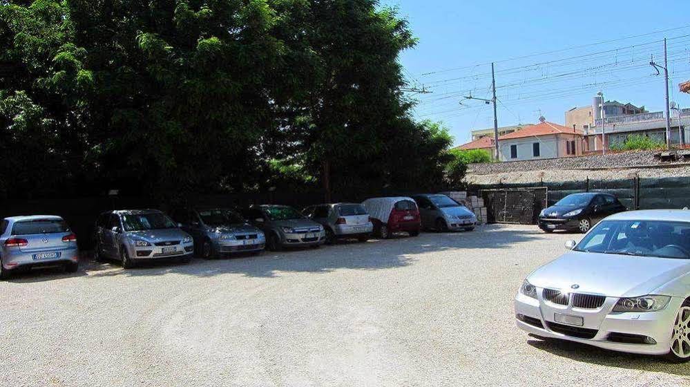 Hotel Sabra