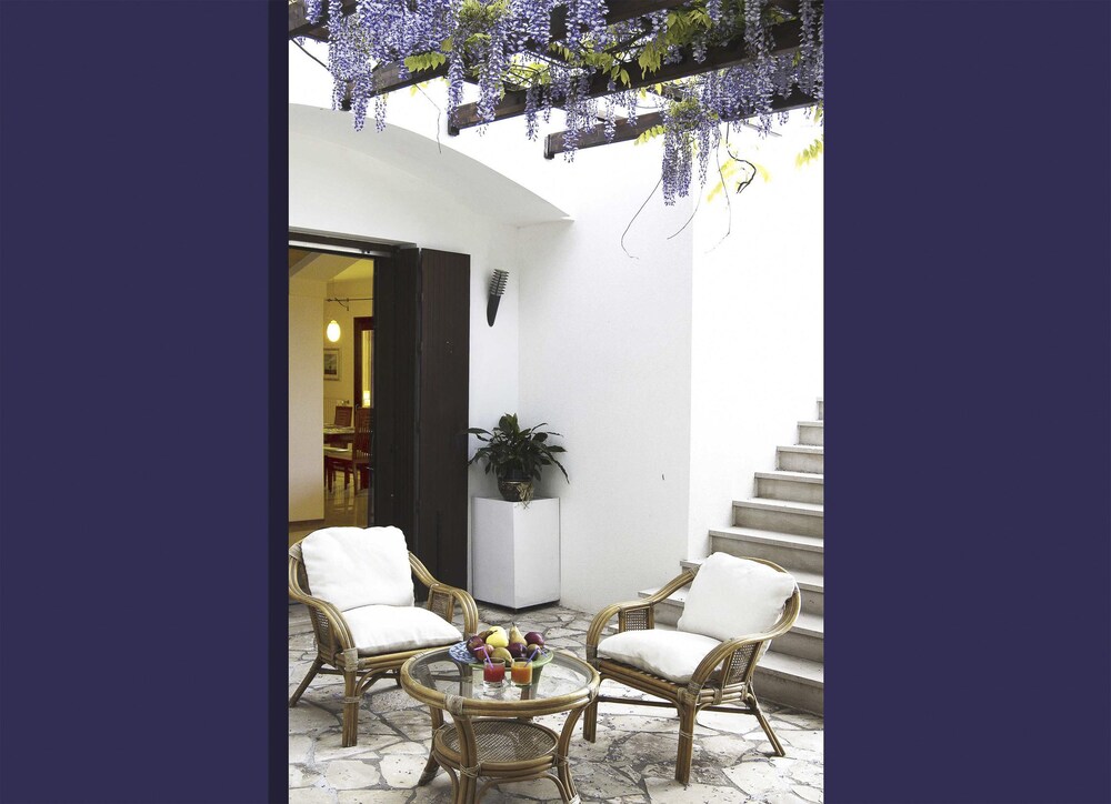 Bed and Breakfast Casa Karina