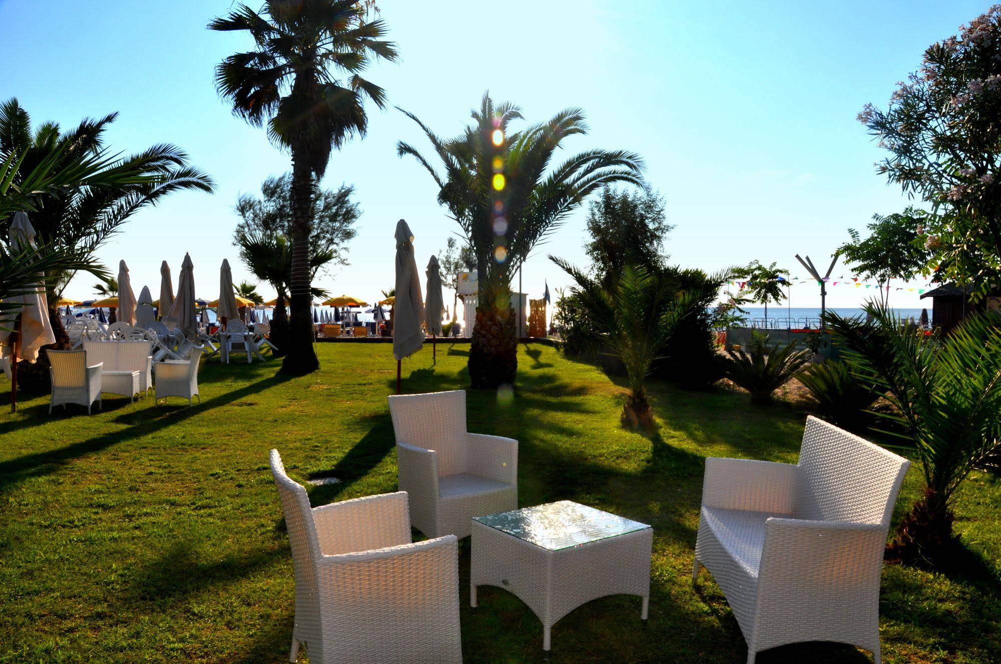 Hotel Beach