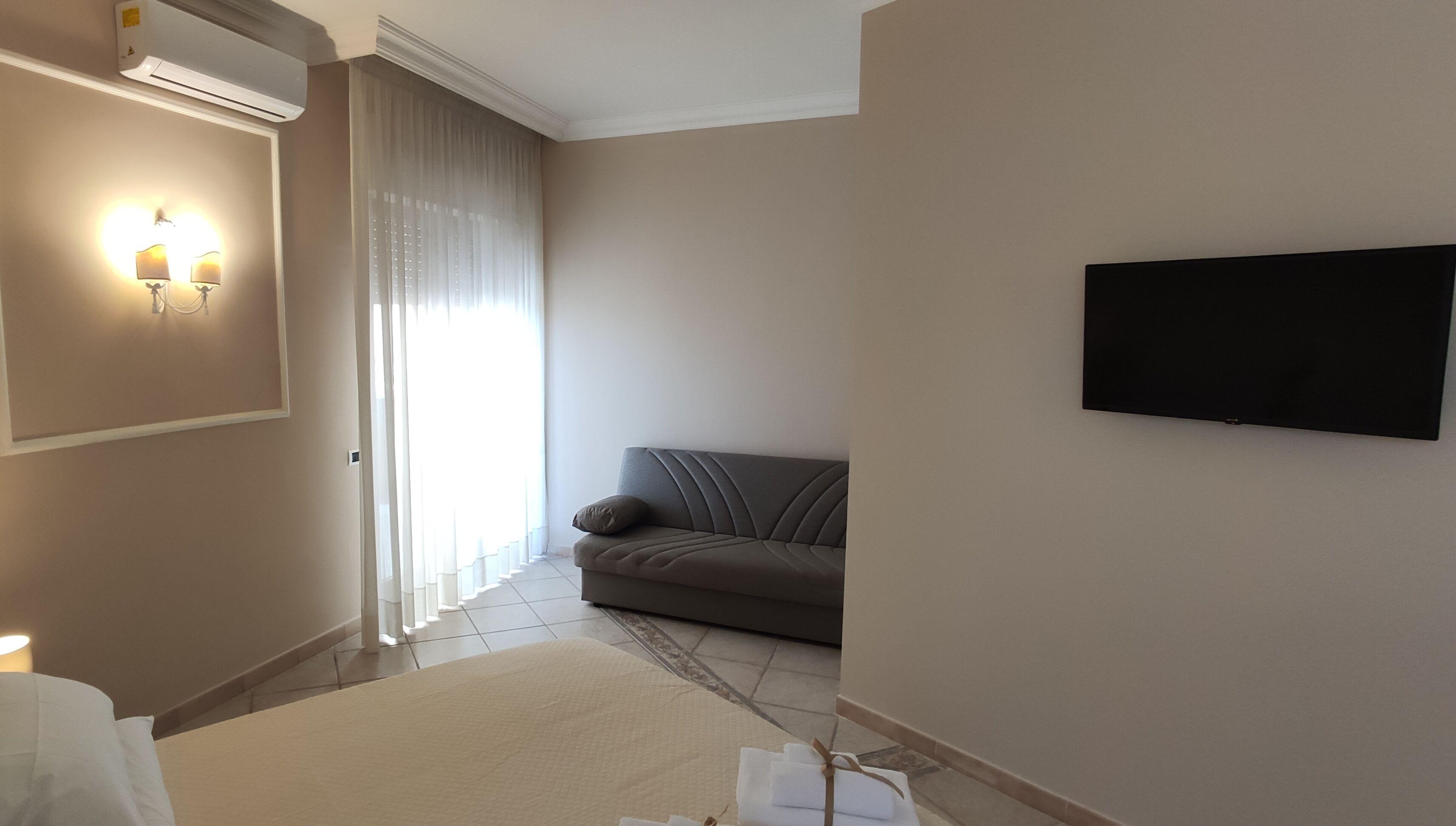 Gioia Rooms