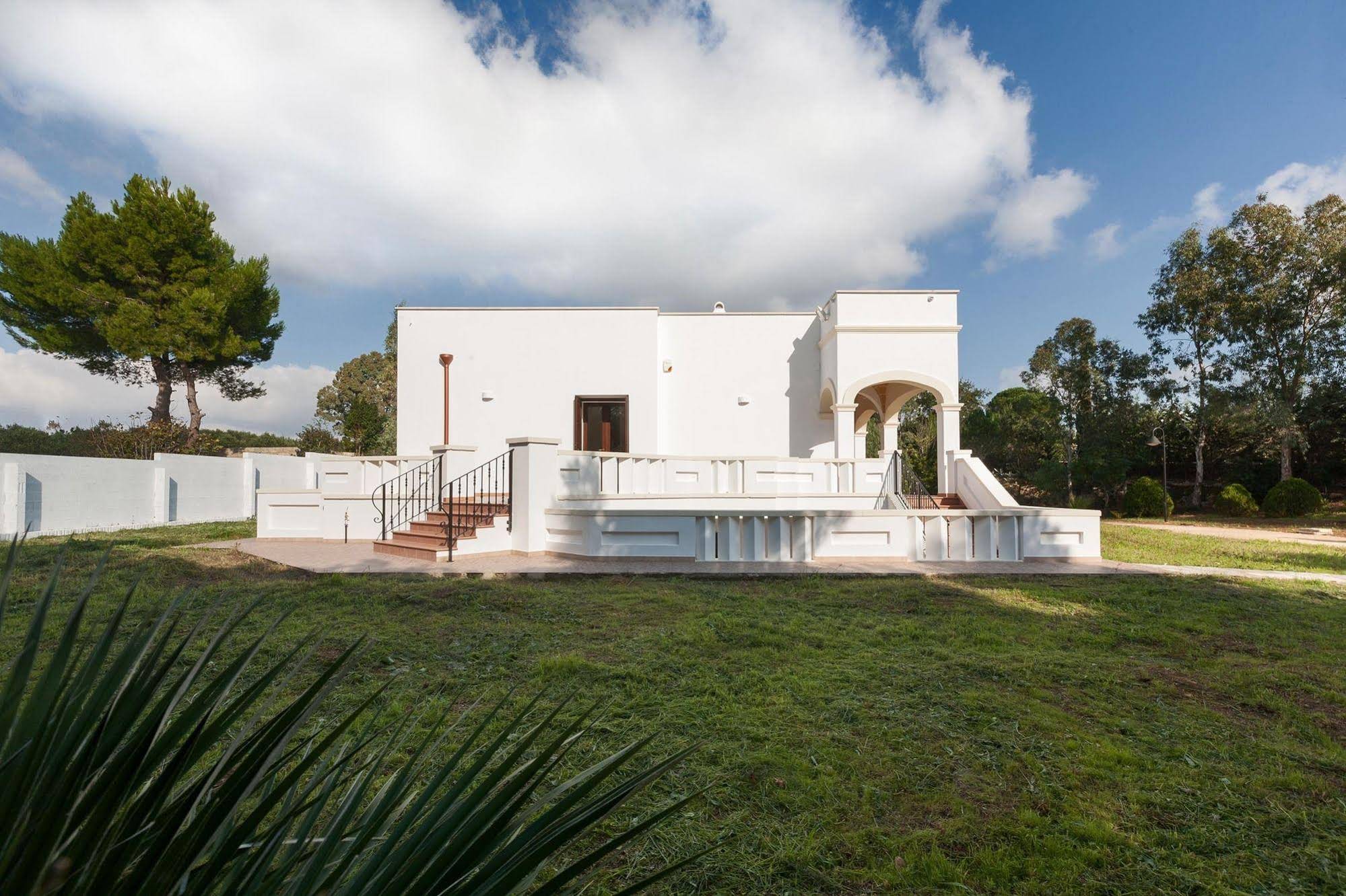 Villa Aura