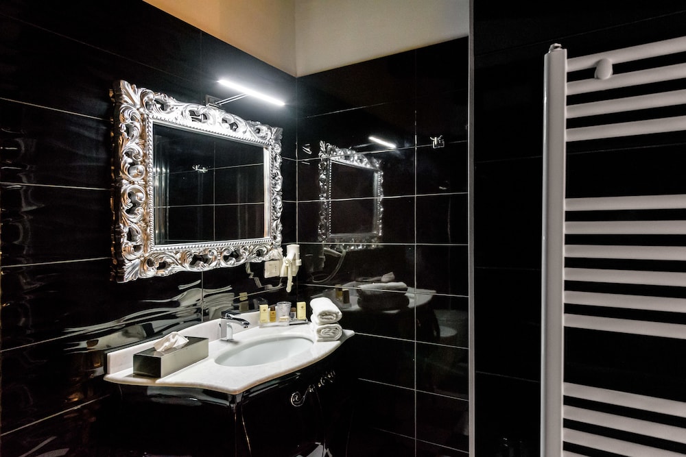Marie Claire Apartments
