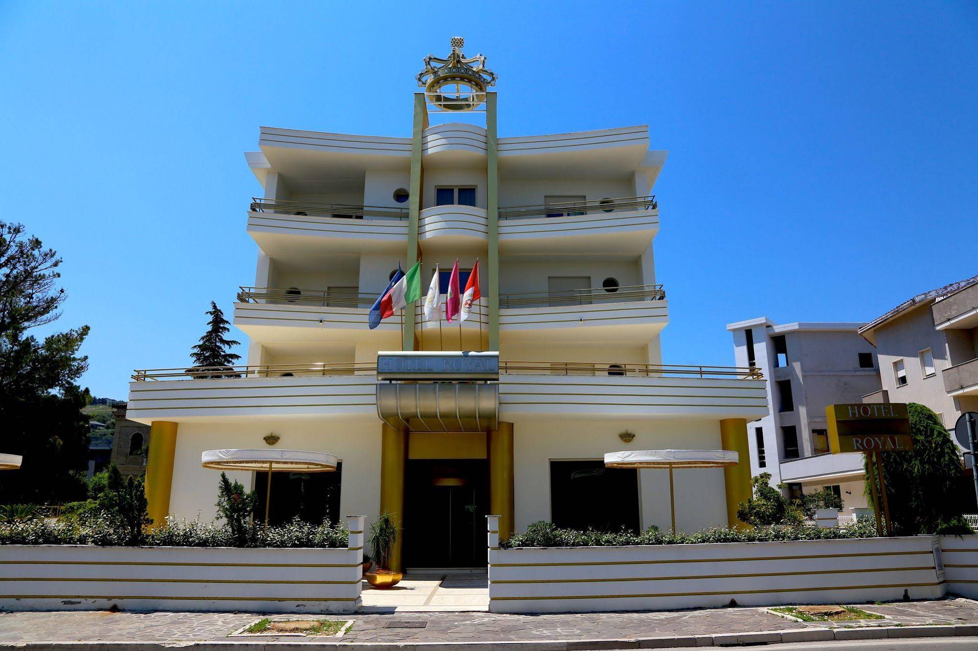 Hotel Royal
