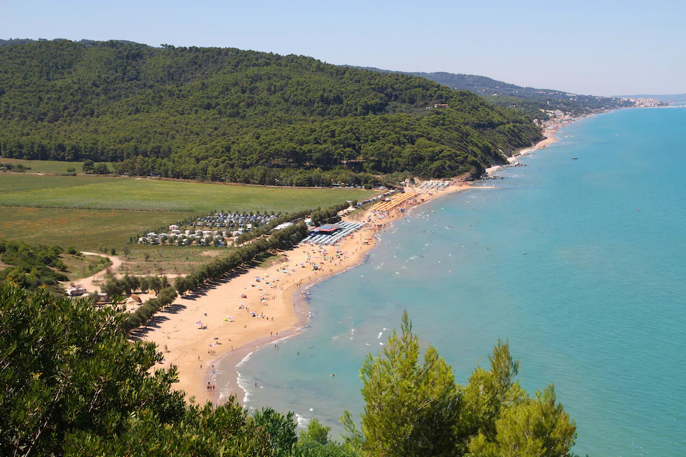 Campeggio Villaggio Turistico Baia Calenella
