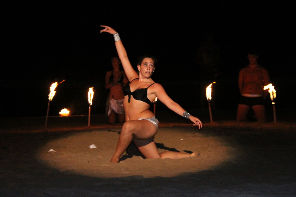 Campeggio Villaggio Turistico Baia Calenella