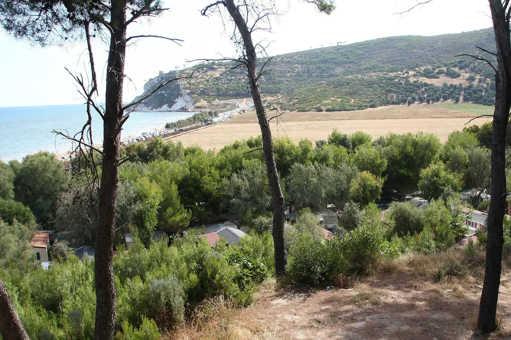 Campeggio Villaggio Turistico Baia Calenella