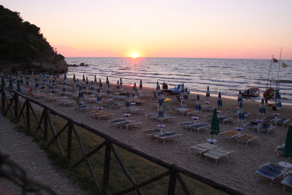 Campeggio Villaggio Turistico Baia Calenella