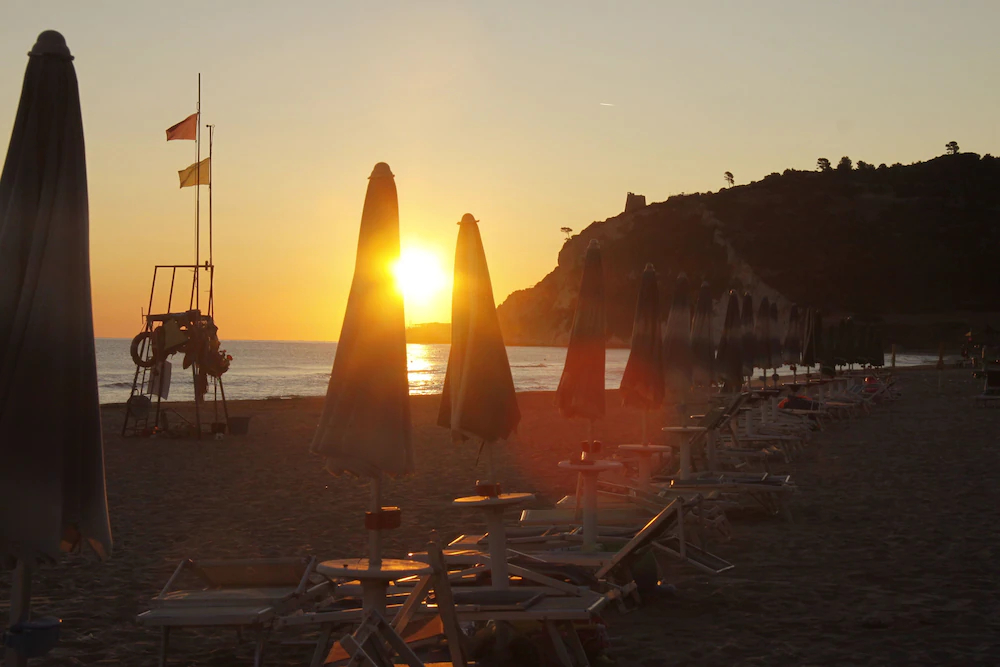 Campeggio Villaggio Turistico Baia Calenella