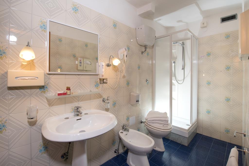 Albergo Dipinto Bacco Furore