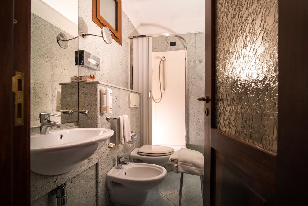 Albergo Dipinto Bacco Furore
