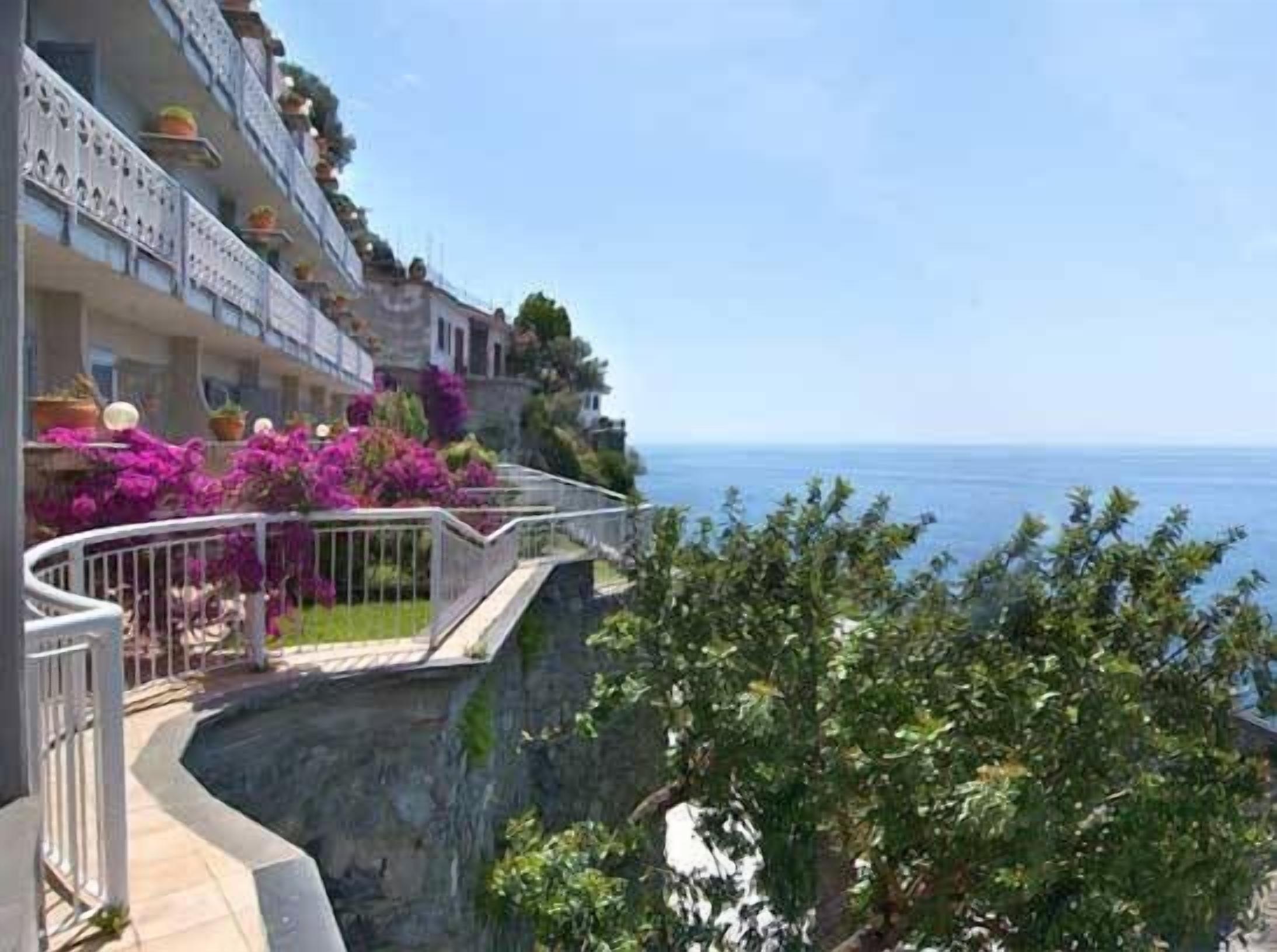 Hotel Club due Torri