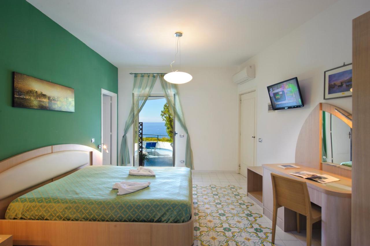 Hotel Il Pino
