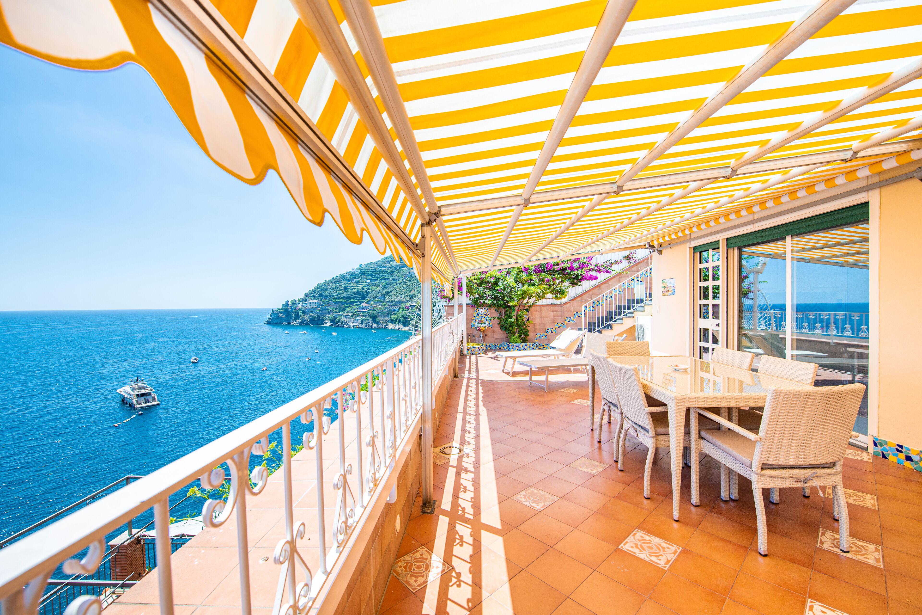 Ravello Art Apartments