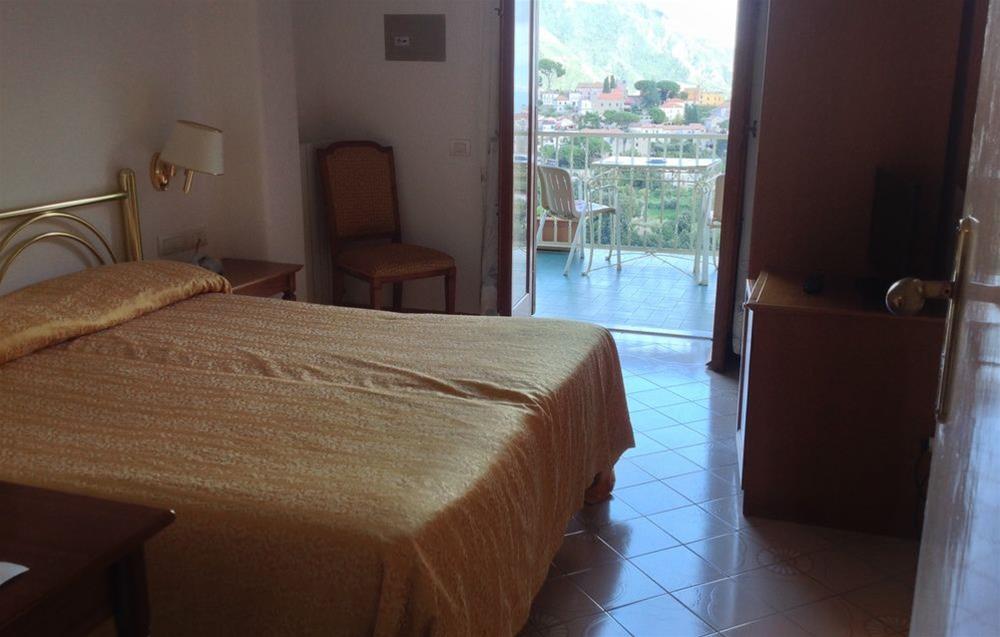 Hotel Zi'Ntonio