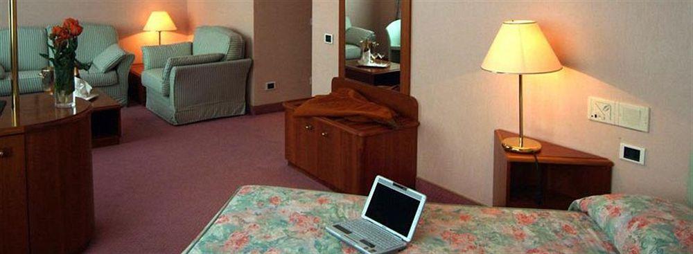 Hostellerie Du Cheval Blanc