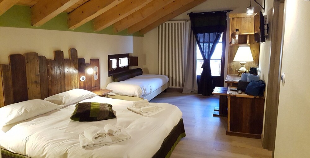 Maison Cly