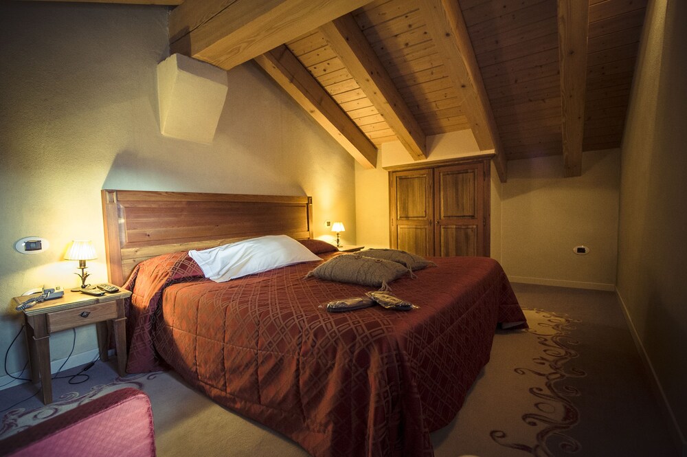 Maison Cly