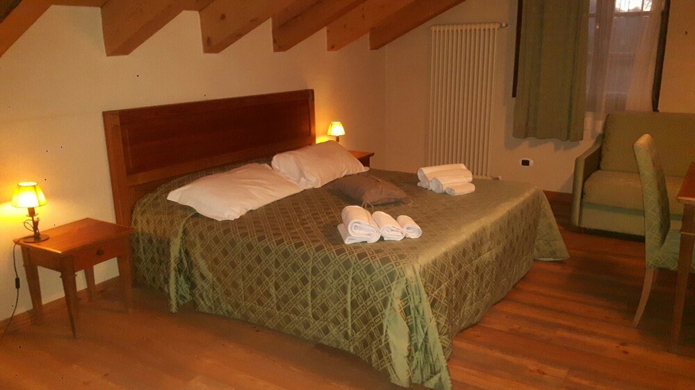 Maison Cly