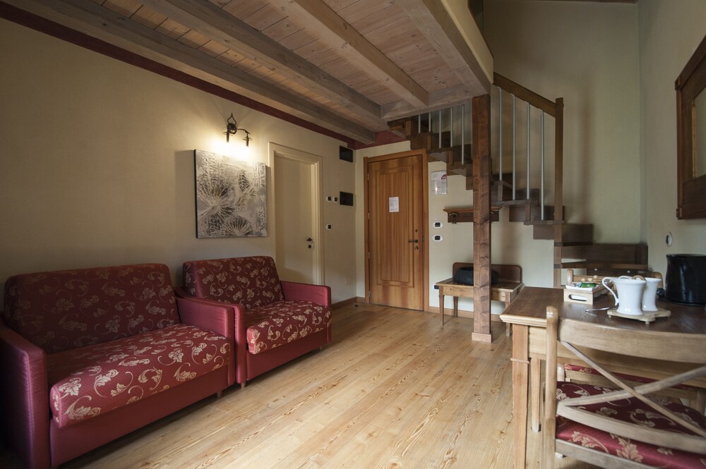 Maison Cly