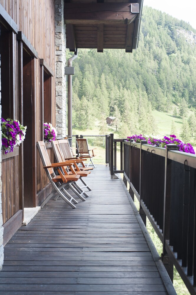 Maison Cly