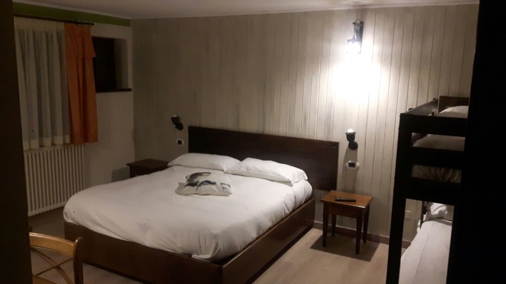 Maison Cly