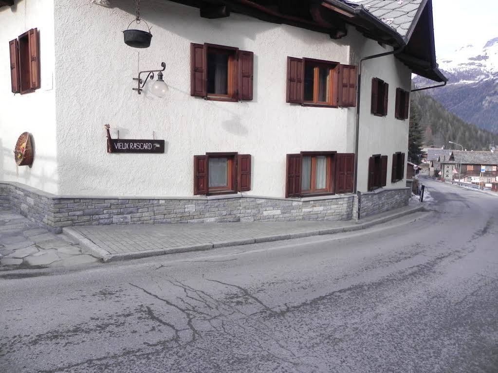 Le Vieux Rascard B&B