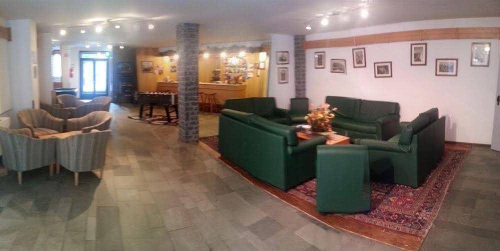 Hotel De La Telecabine
