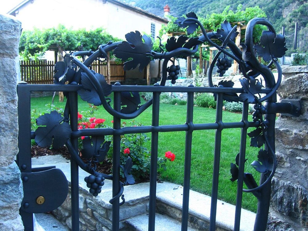 La Maison Des Vignerons