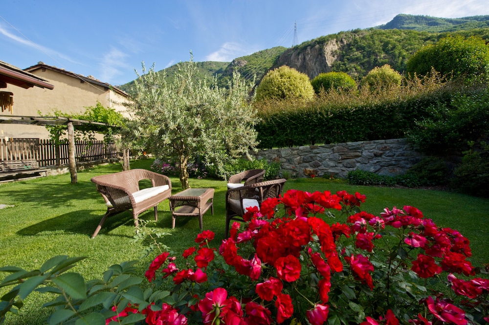 La Maison Des Vignerons