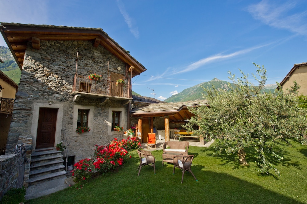 La Maison Des Vignerons