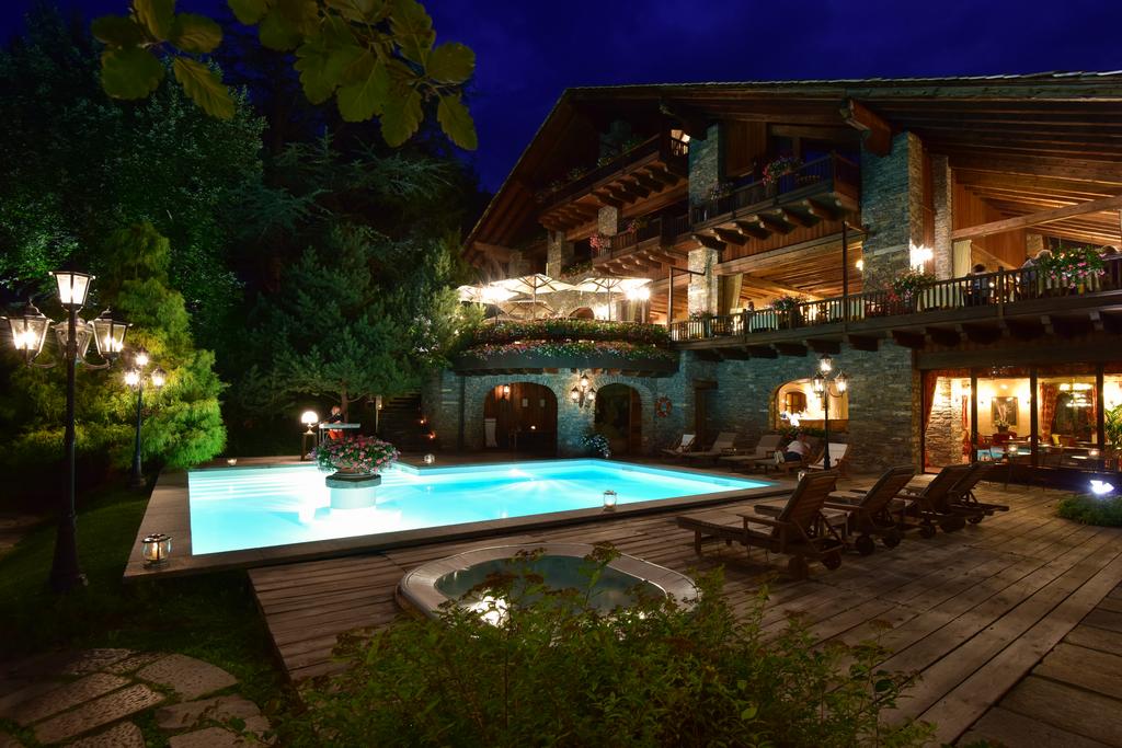 Le Mont Blanc Hotel