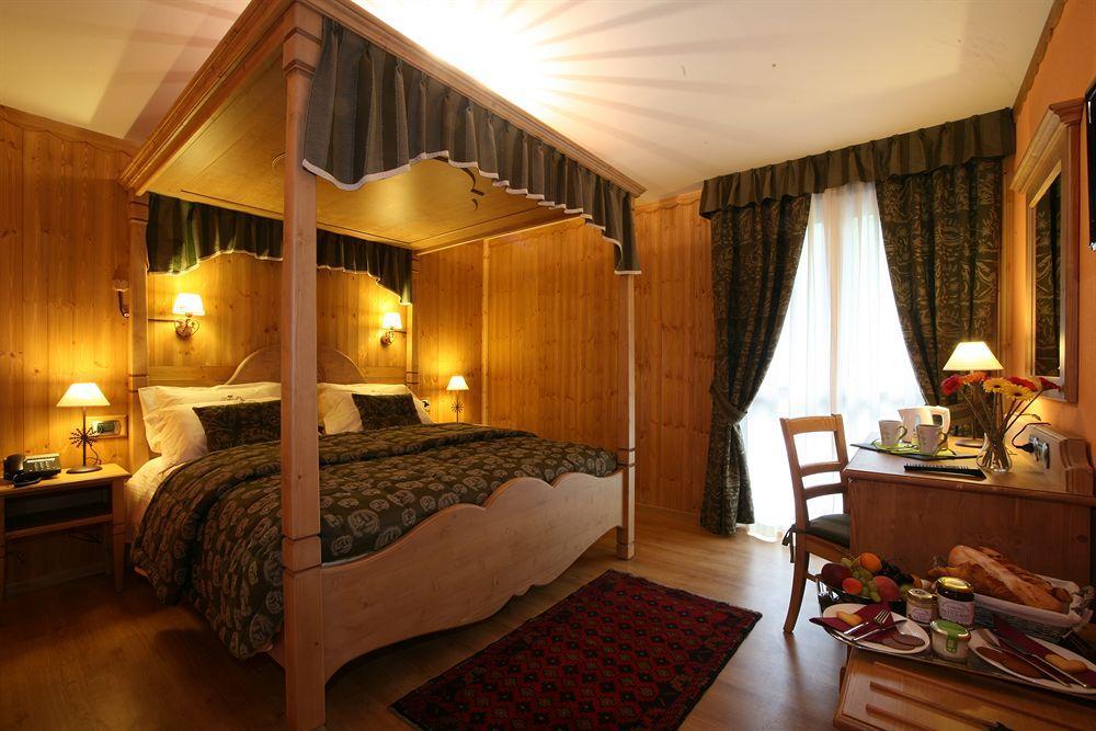 Boton D'Or