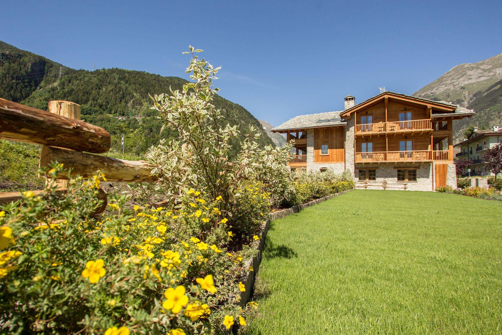 Hotel Les Montagnards