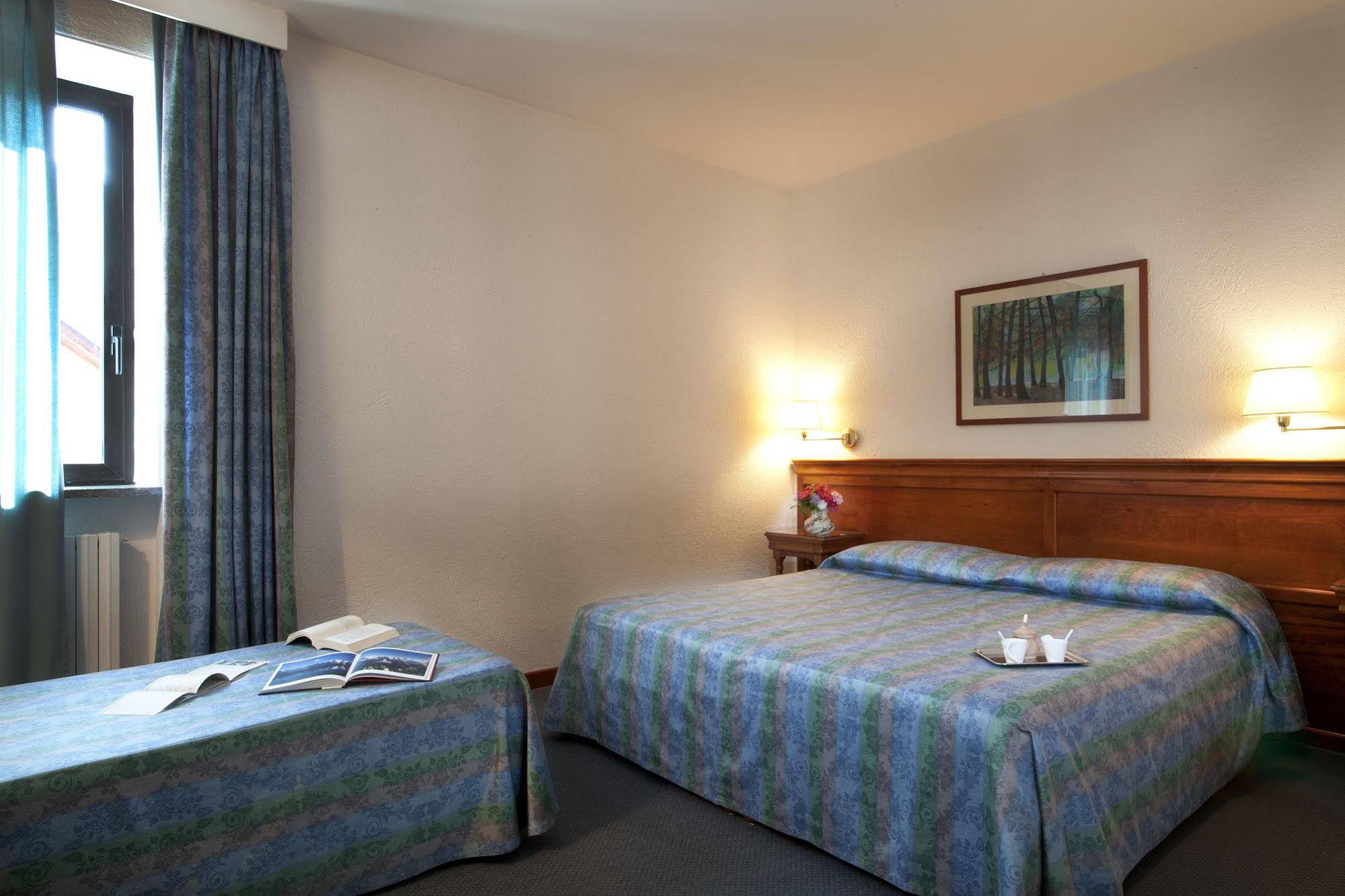 Hotel Diana